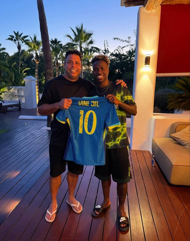 FOTO Vinicius u ljubavnom četverokutu. S jednom bio, dvije zavodio, onda se javno pokajao