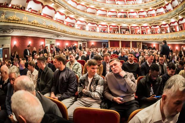 Split: Poznati na pretpremijeri operet "Kraljica lopte"