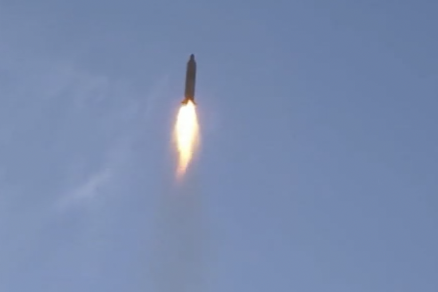 Iranski dr&zcaron;avni mediji objavili su snimku lansiranja raketa