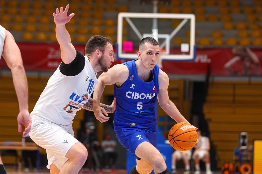 Zagreb: Treća utakmica četvrtfinalne serije doigravanja prvenstva Hrvatske između košarkaša Cibone i Kvarnera 2010