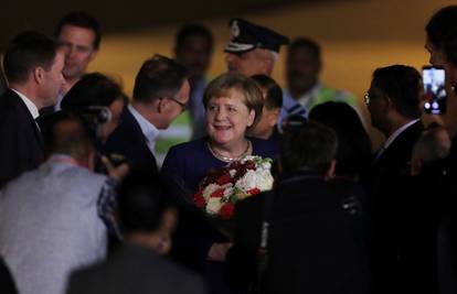 Merkel otputovala u Indiju: Želimo pojačati demokraciju