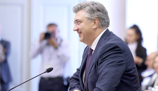 Zagreb: Andrej Plenkovic predstavlja Saboru novu Vladu