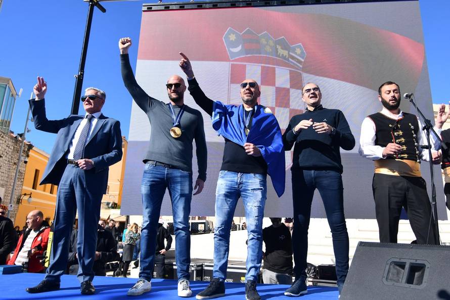 Šibenik: Svečani doček zlatnog izbornika, Ivice Tucka, njegovog pomoćnika Jure Marelje i Perice Bukića