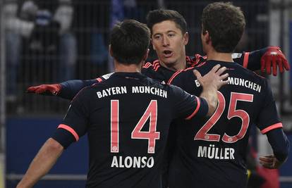 Bayern teškom mukom slavio kod HSV-a: Lewa zabio dvaput