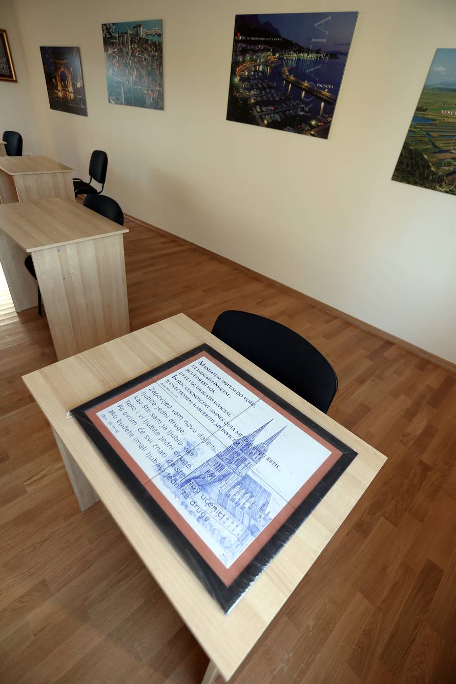 Internat Opusa Dei: Luksuz u kojem nema djevojaka i tuluma