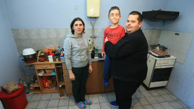 Tihomir (33) bio je u srpskom logoru, a sada nema ni za život