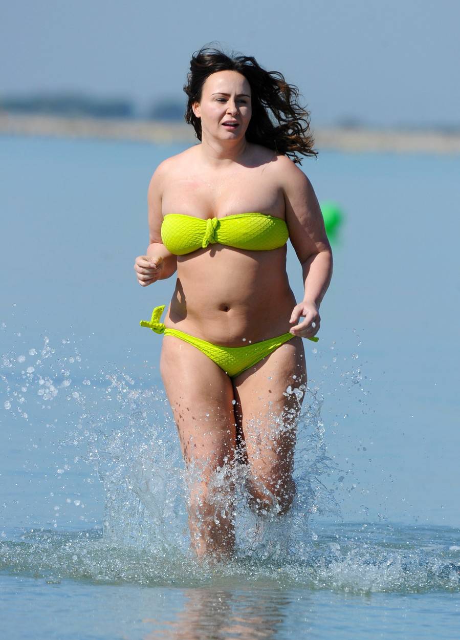 Exclusive: Chanelle Hayes Sports A Lime Green Bikini At The Beach In Alicante Spain
