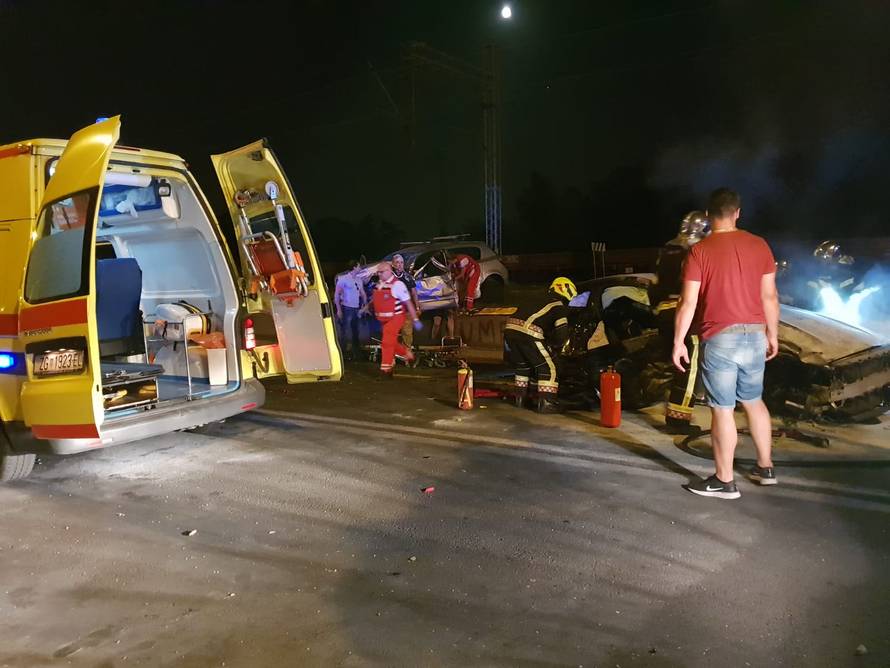 Kobna brzina: U stravičnom sudaru poginule su dvije žene