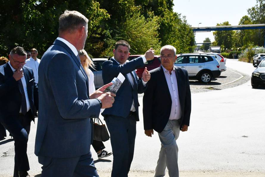 Slavonski Brod: Ministar Butkovi​ć na ​početku radova izgradnje ​​spojne ceste prema holdingu ​Đur​o ​Đ​aković