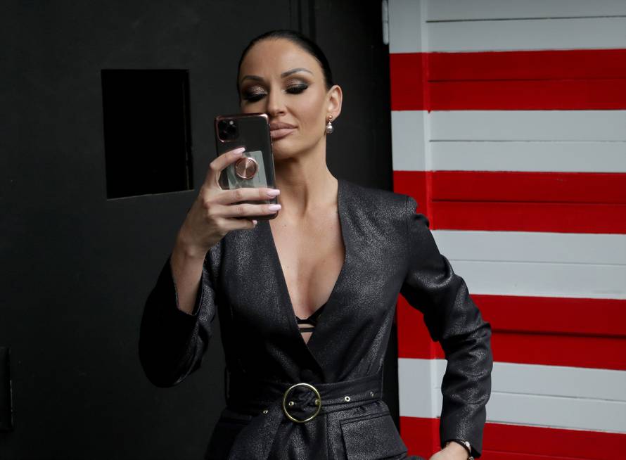 Cajka o Miki Aleksiću: 'Otvorio je školu da bi zlostavljao djecu'