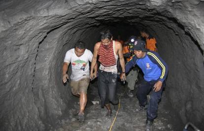 Indonezija: U eksploziji u rudniku poginulo 27 rudara