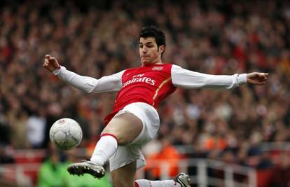 Cesc Fabregas prijatelja Villu zove u svoj Arsenal