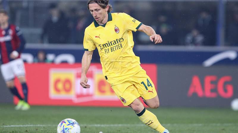 Modrić 'čarobira' u Pisi, Hull s Jakirovićem na Chelsea. Igra i Budimir. Evo gdje sve gledati