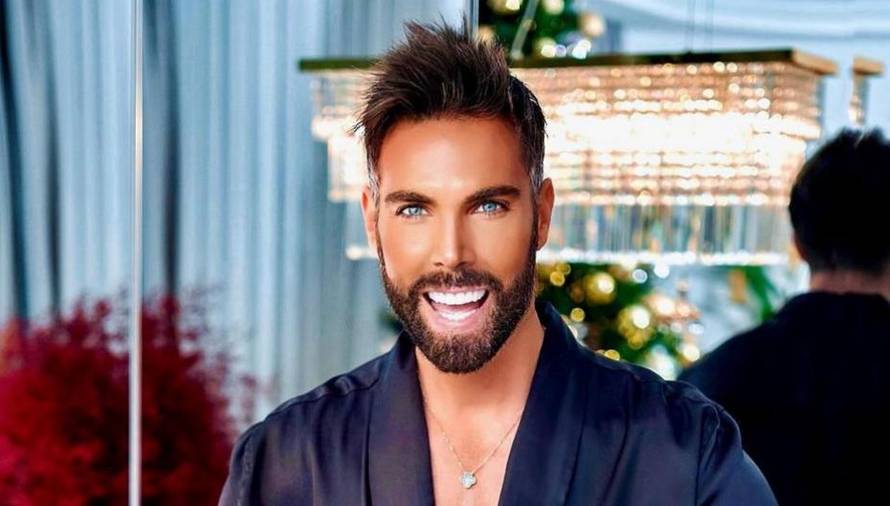 Grubnić se okitio prstenjem pa s Momčilom čestitao blagdane...