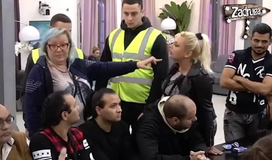 Giba Vasić krvave glave: Dobio šalicom u glavu u reality showu