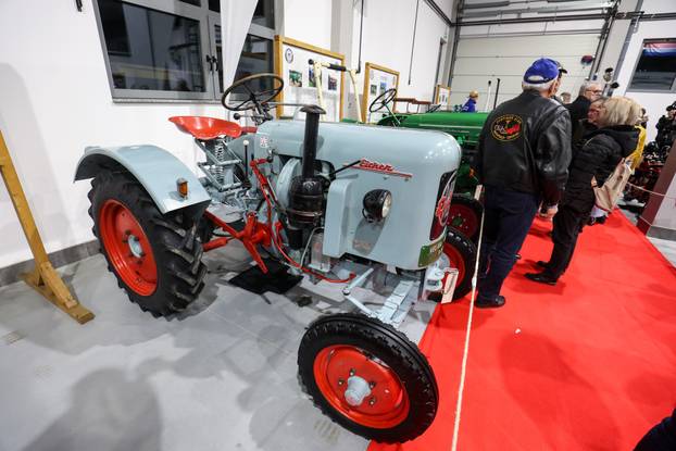 Zagreb: Izložba preuređenih oldtimera povodom Noći muzeja