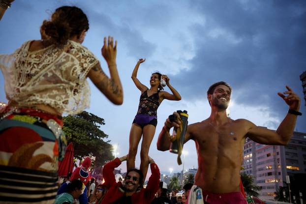 Shakira holds open concert at Copacabana beach in Rio de Janeiro