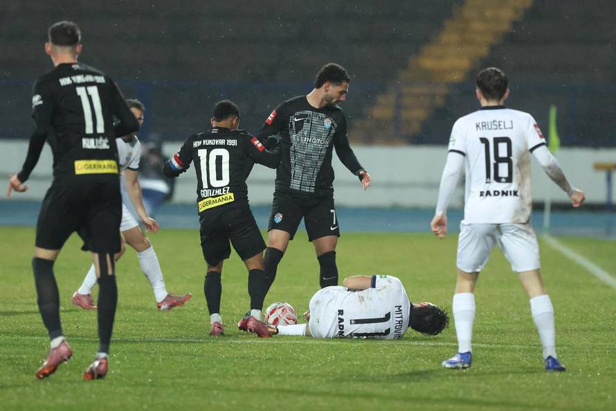 Osijek: SuperSport HNL, 23. kolo, HNK Vukovar 1991 - NK Slaven Belupo