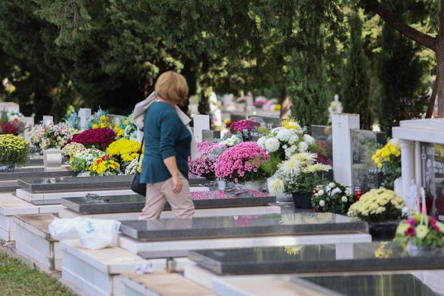 Split: Blagdan Svih svetih i Dušni dan na Lovrincu