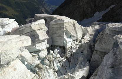 Ledenjak prijeti zimovalištu u Italiji: 'Situacija je malo bolja'