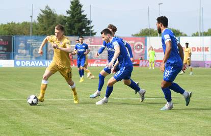 Hajduk odmorio Livaju, Krovu i Melnjaka te šesti put u nizu nije primio gol! Slaven bez Europe...