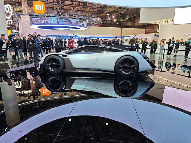 FOTO Ovo je Xiaomi Vision GT: Brutalnu superjurilicu moći ćete voziti i vi, u Gran Turismu