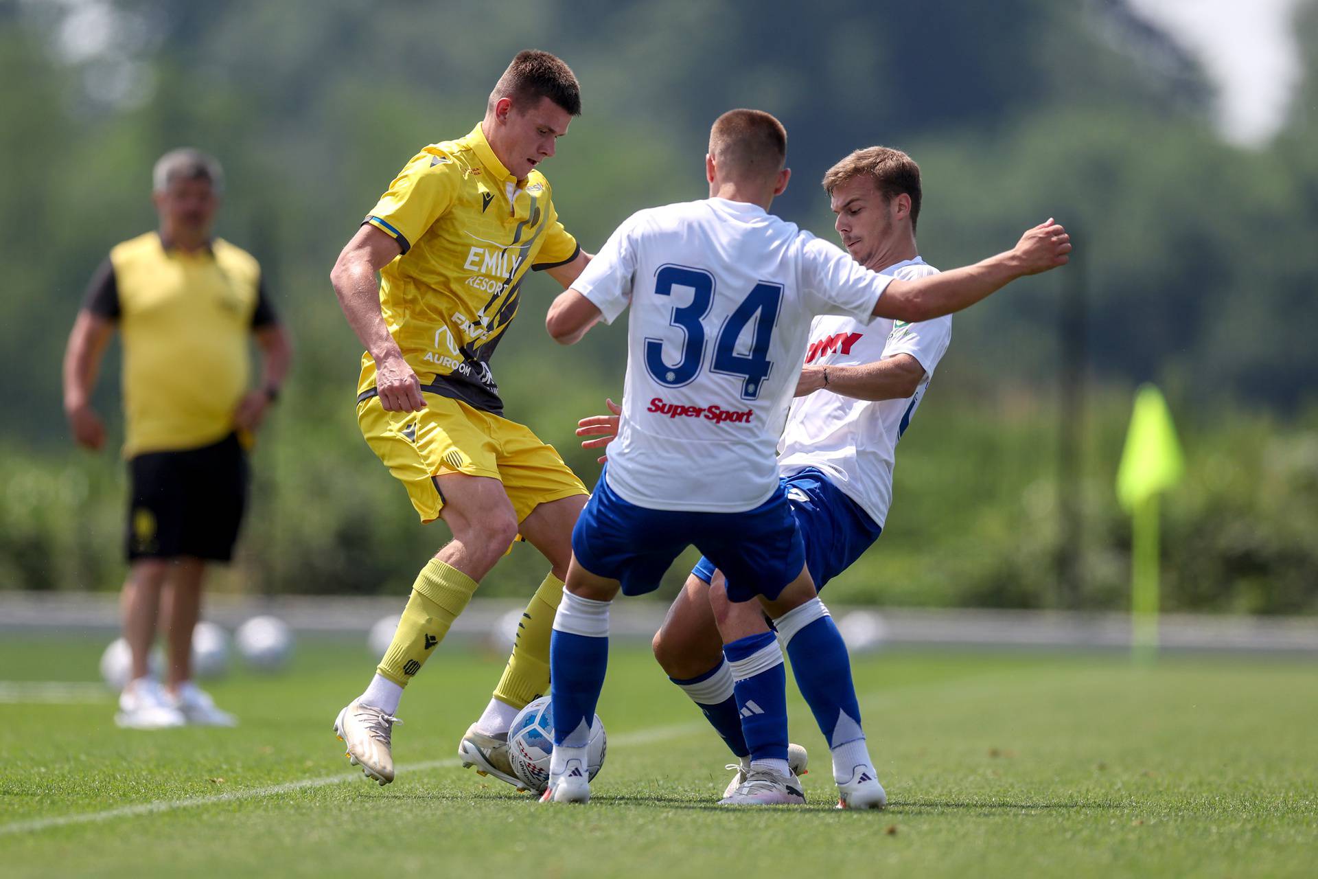 Radomlje: Prijateljska utakmica Rukh Lavov - Hajduk