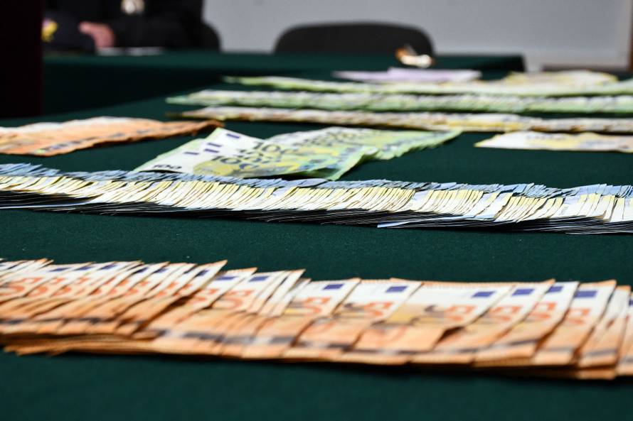 Požeška policija oduzela preko dvije tona duhana i 43.000 €!  A to im nije ni najveća zapljena