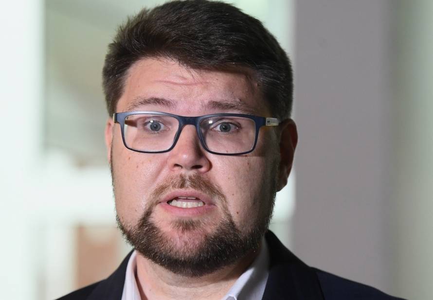 Zagreb: Peđa Grbin nakon sjednice Predsjedništva SDP-a  obratio se medijima