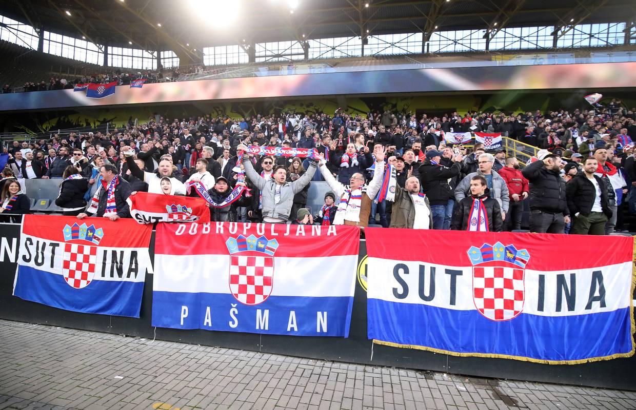 Navijači 'bilih tića' nadglasali zvučnike na stadionu, pet tisuća ljudi poručilo: Ovo je Hajduk!