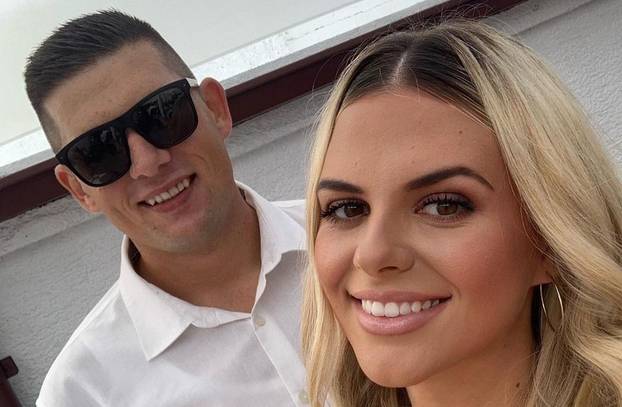 FOTO Sjećate se Nine Martine iz 'Života na vagi'? Uskoro se udaje, a evo kako sada izgleda