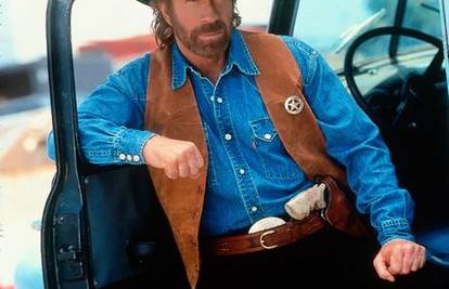 Baš kao u seriji: Chuck Norris sad postaje teksaški rendžer