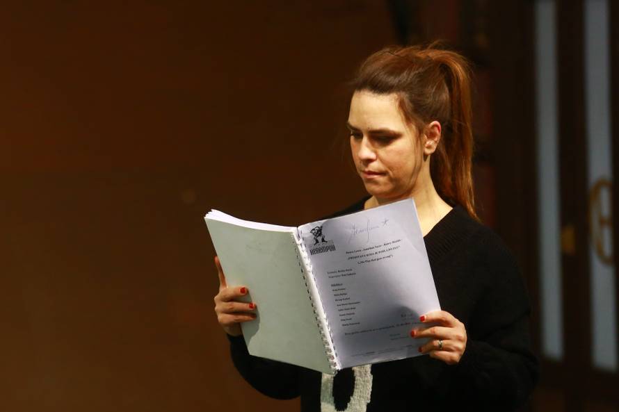 Glumica s ovratnikom optužila je redatelja da je nepodnošljiv