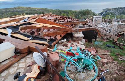 Snažan vrtlog na Hvaru uništio pola obiteljskog imanja, stari drveni brod još nisu pronašli