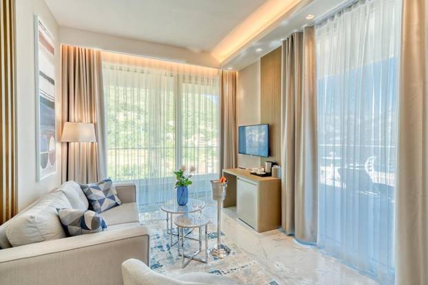 FOTO Brojni Hrvati hrle u ovaj resort s razlogom: Ima pogled na najljepši zaljev Europe