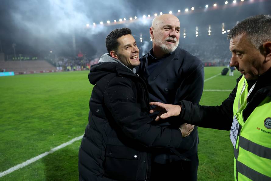 Zenica: Slavlje igrača Bosne i Hercegovine nakon što su svladali Italiju jedanaestercima