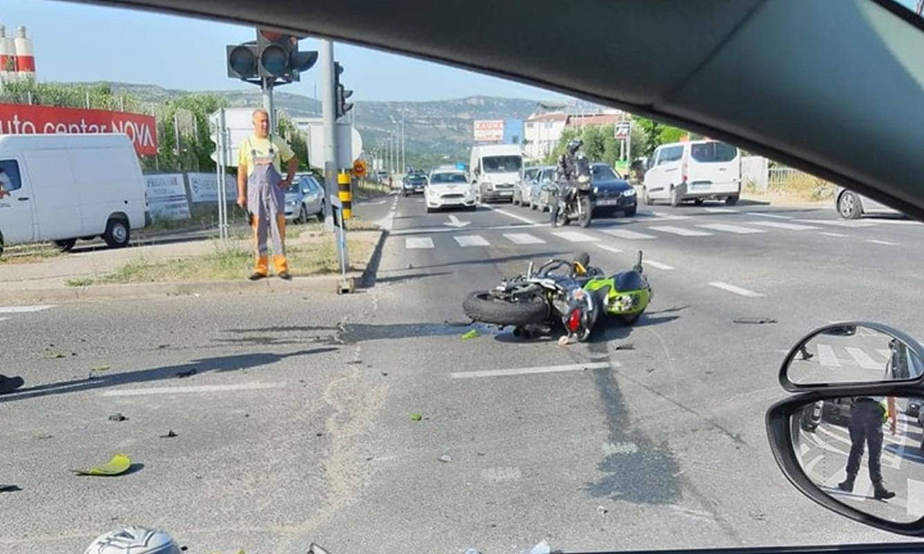 Vozač motocikla kritično nakon sudara s kamionom kod Trogira