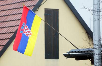 Podrška iz Duge Rese: 'Bio sam u Vukovaru, znam što se tamo dešavalo, sad je isto u Armeniji'