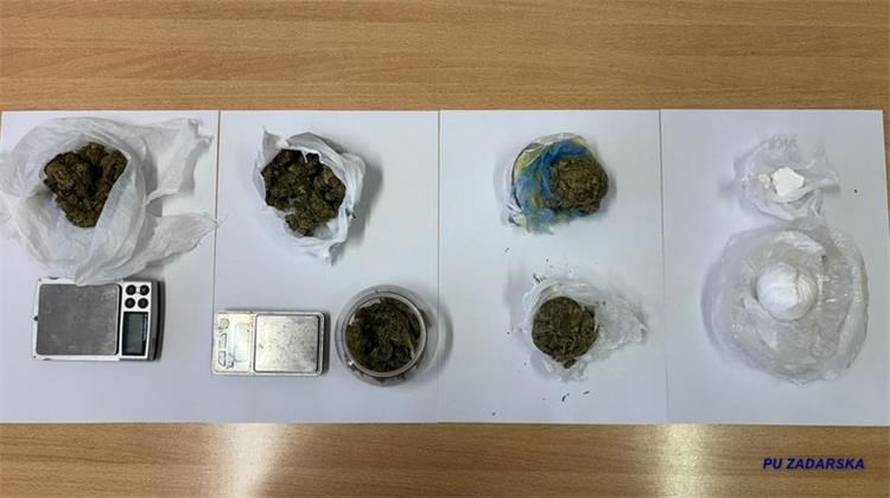 Dvojac iz Biograda pao s drogom: Imali su 150 grama trave i 70 grama speeda