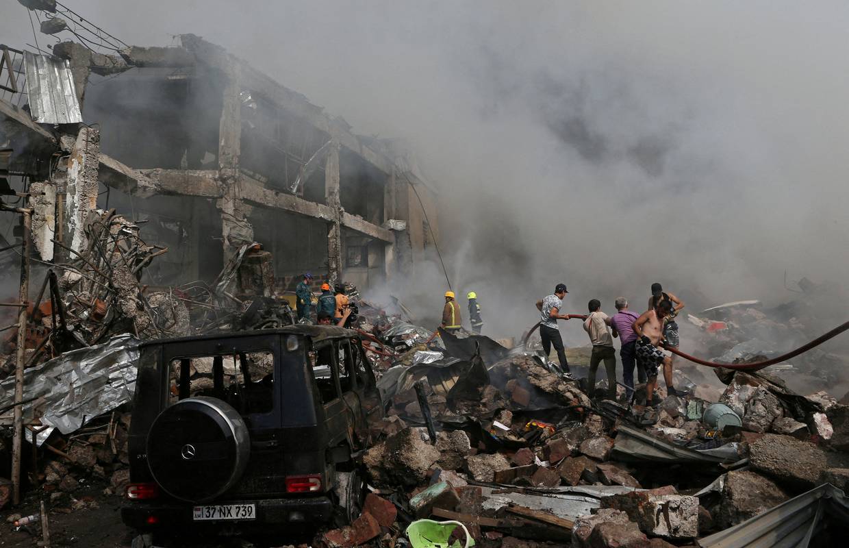 Broj poginulih u eksploziji skladišta u Armeniji porastao na 15, traga se za još 18 ljudi