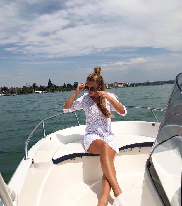 FOTO Playboy je kapetanici Njemačke nudio milijun dolara, odbila je. Tada je počeo pakao