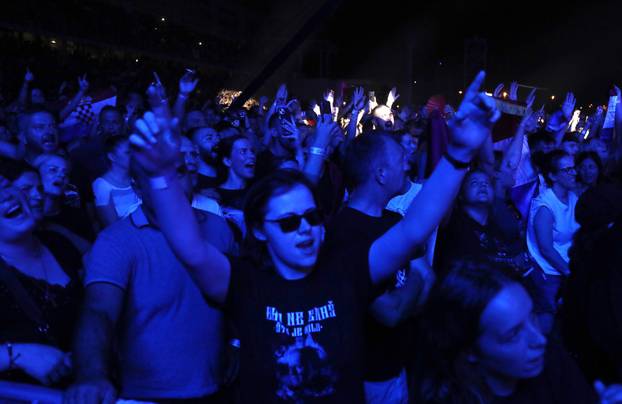 Dugopolje: Thompson održao koncert na prepunom stadionu Hrvatskih vitezova