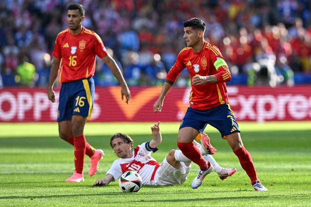 Berlin: Susret &Scaron;panjolske i Hrvatske u 1. kolu skupine B na Europskom prvenstvu