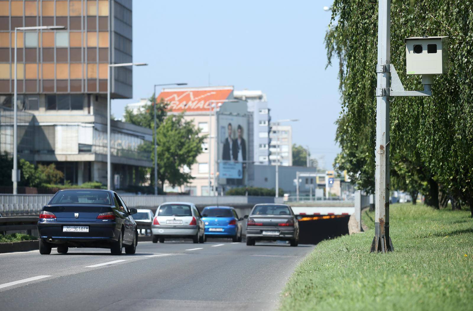 Super kamere na cestama:  Ove će snimati razmak između auta