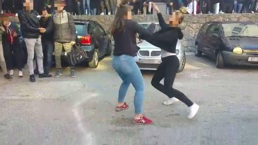 Tučnjava maloljetnica  u Splitu: Jednoj  ukor, a za drugu - ništa