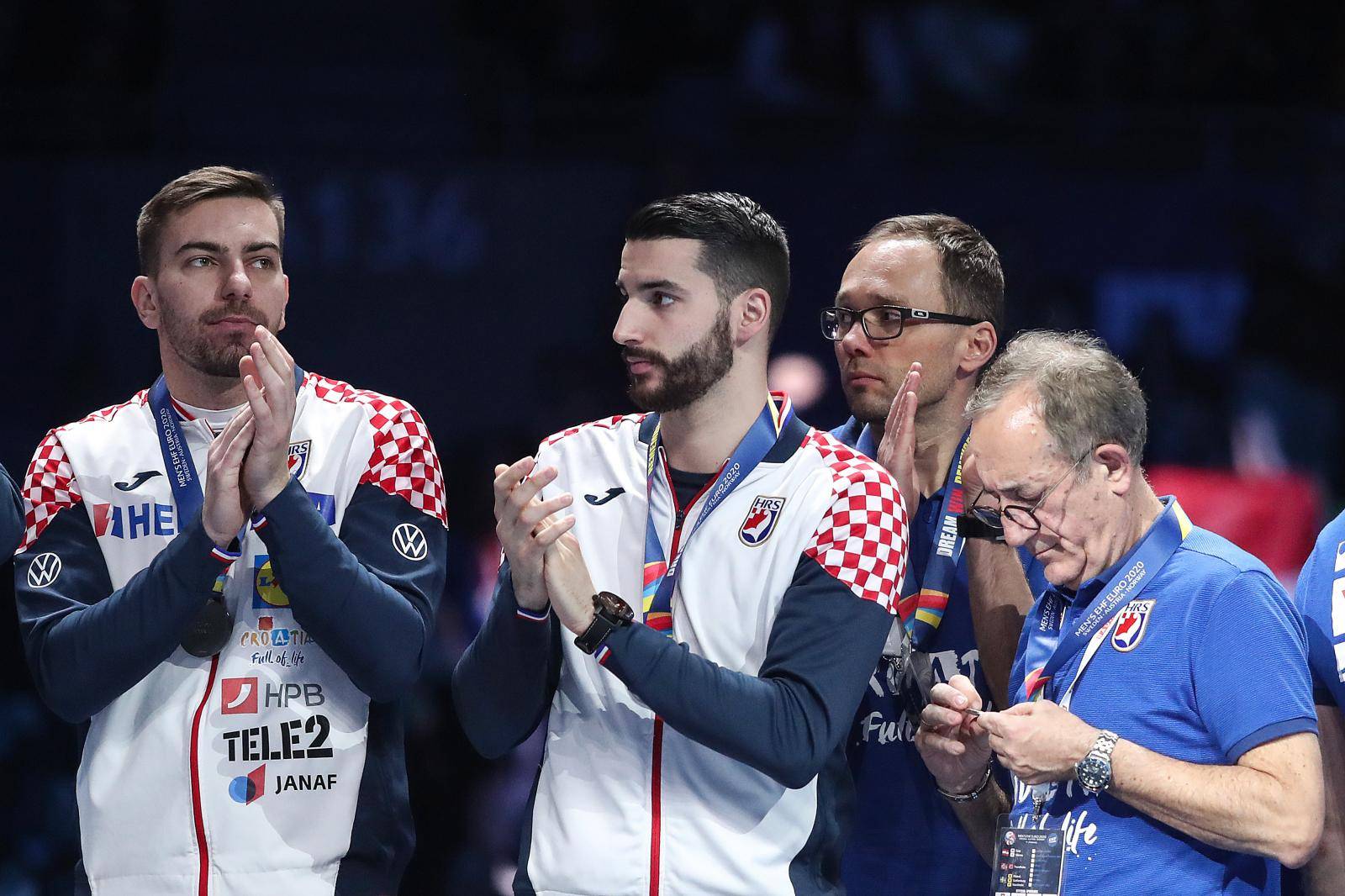 Stockholm: Rukometaši Hrvatske nakon borbe u finalu okrunjeni srebrnim medaljama