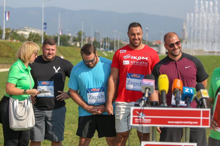 Zagreb: Konferencija za novinare s bacaÄima kugle povodom HanÅ¾ekoviÄevog memorijala