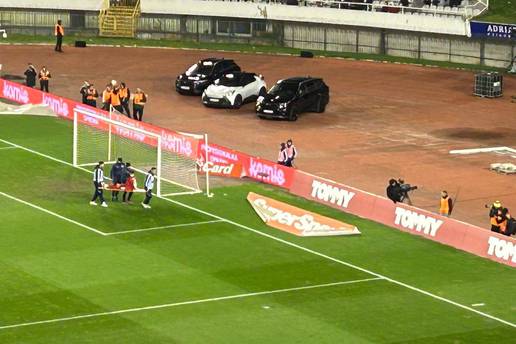 UŽIVO Hajduk - Rijeka 2-2: Golman Rijeke teško pao i bio u nesvijesti. Morali su ga iznijeti