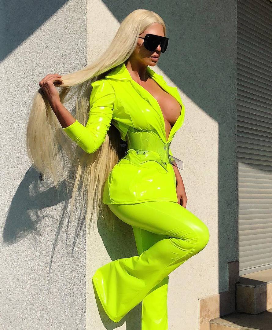 Karleuša opovrgnula navode o razvodu: To je laž i izmišljotina