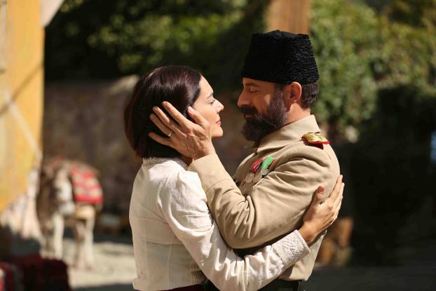 FOTO Sjećate li se 'Šeherezade'? Objavila je fotografije u badiću, pogledajte kako danas izgleda